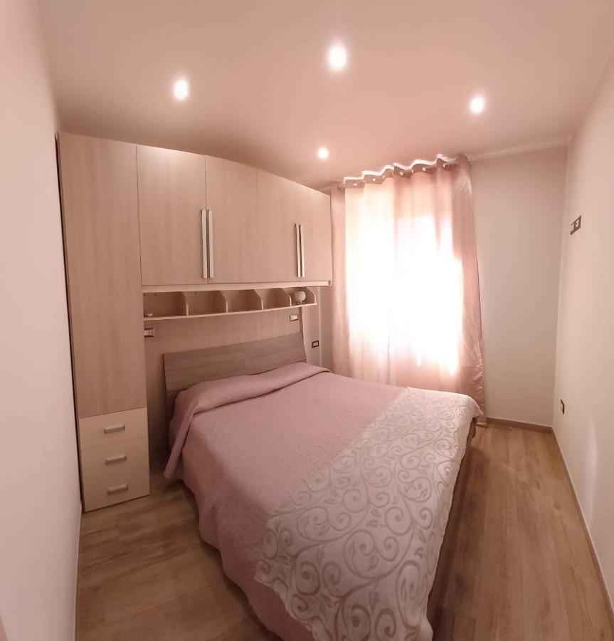 Le Scalette Bed and Breakfast La Maddalena  Exteriör bild
