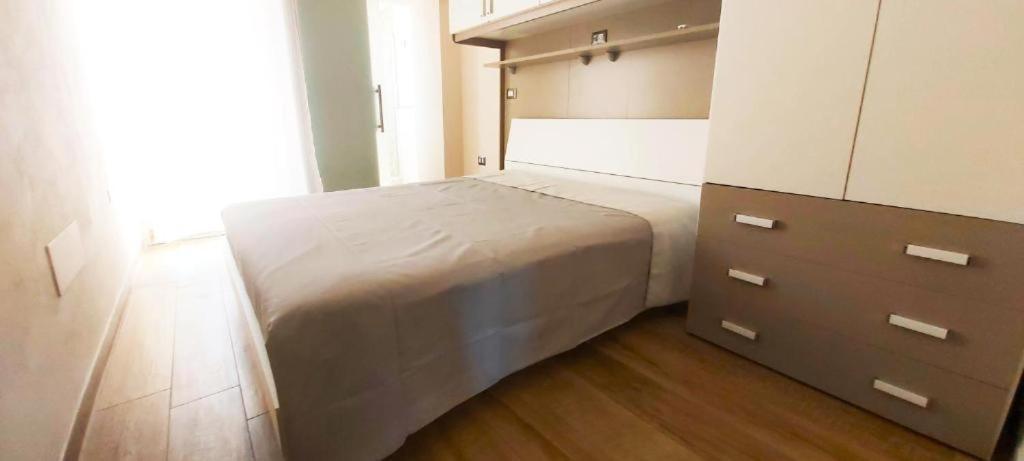 Le Scalette Bed and Breakfast La Maddalena  Exteriör bild